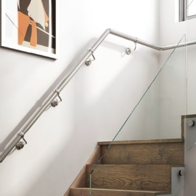 Choosing Stair Handrail Designs For Your Staircase Top Tips - Wall Mounted Stair Railing Ideas