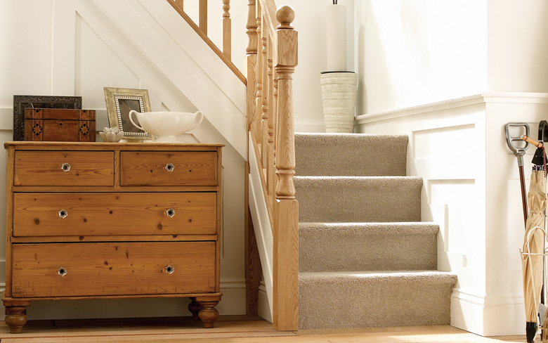 How Can I Fix a Wobbly Newel Post? A Joiner Shares His Tips
