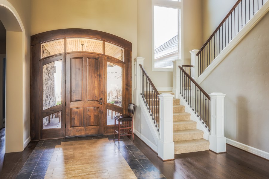 Best Flooring For Your Hallway, What Is The Best Type Of Flooring For Stairs