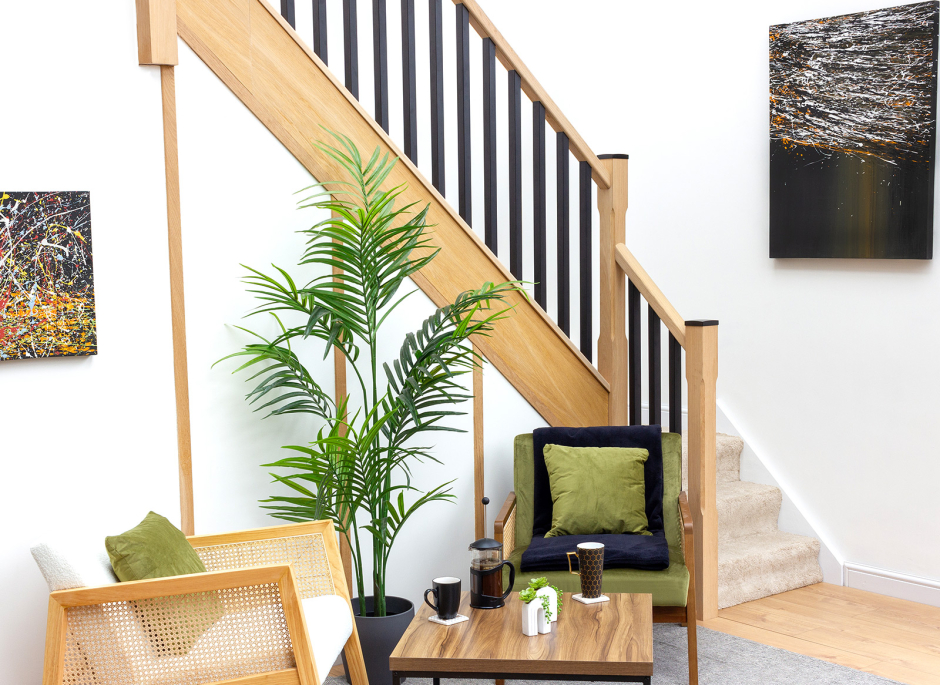 Black Square Spindles
