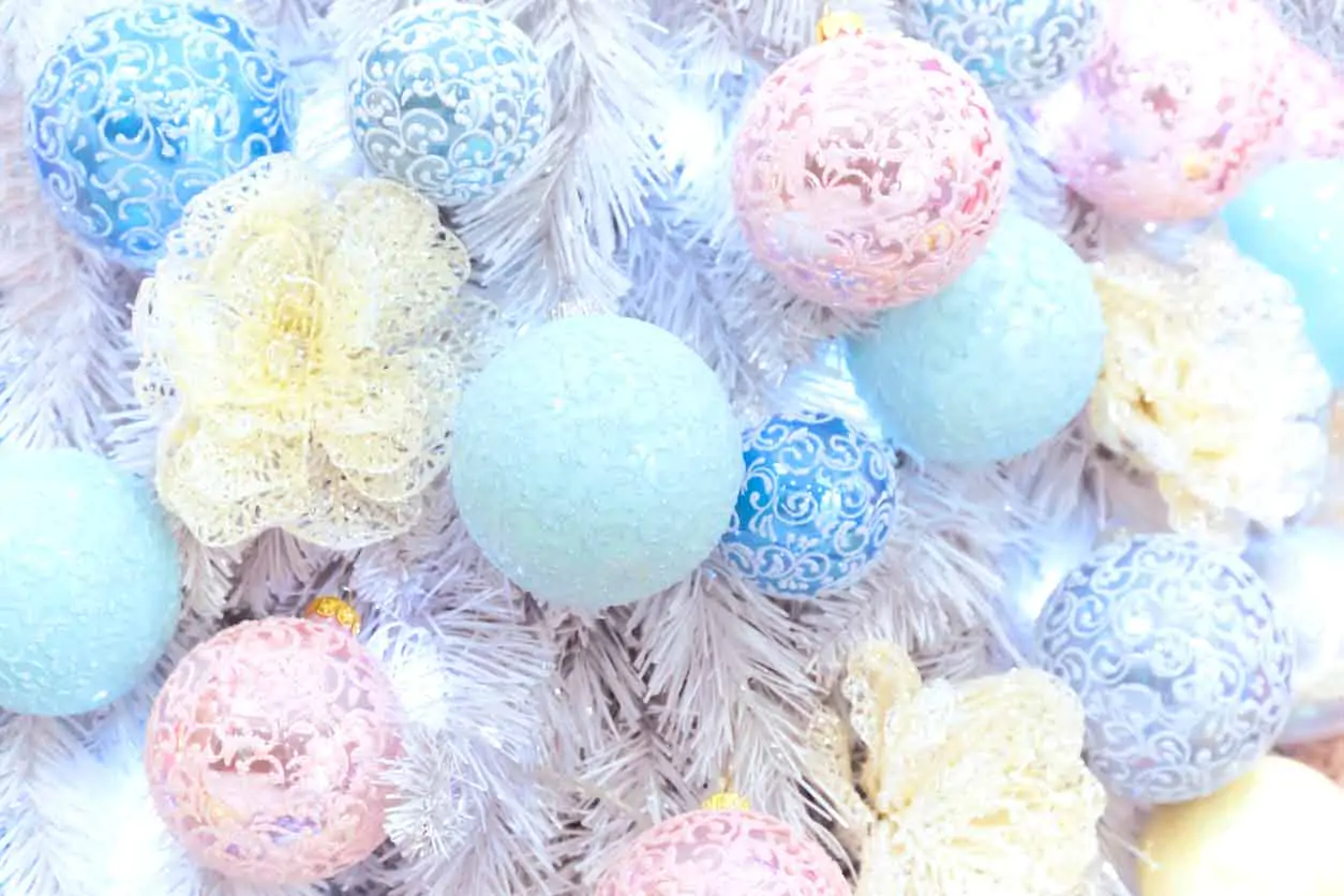 Step into Christmas: 12 ways to decorate your staircase for Christmas