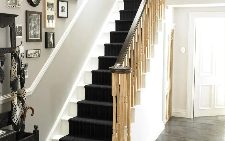 Expert Guide to Choosing Wood Stair Parts